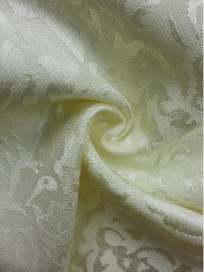 TB-FDN  提花桌布  枱布 100％滌  散花牡丹-米白  花瓣紋 45度照